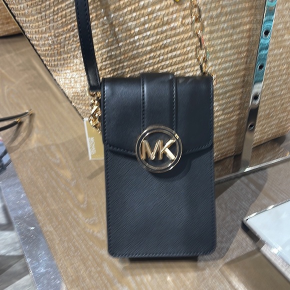 MICHAEL KORS CARMEN SMALL FAUX LEATHER PHONE CROSSBODY BAG - Picture 11 of 13